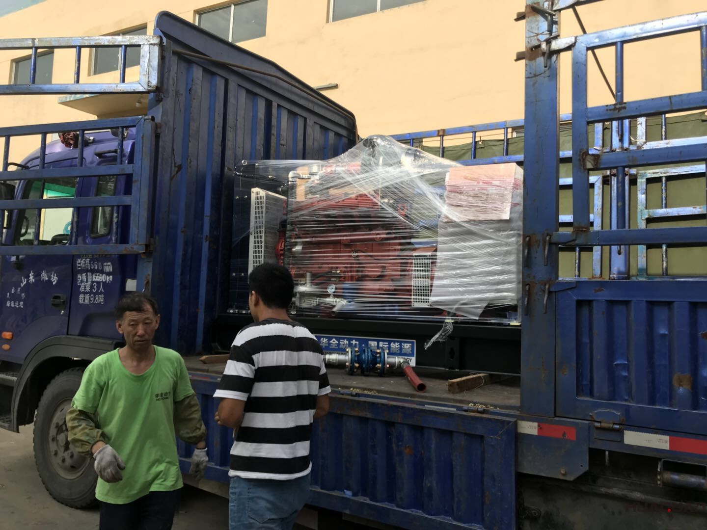 一臺HQ2QF標(biāo)配汽油一體機(jī)于7月7日順利發(fā)往四川省