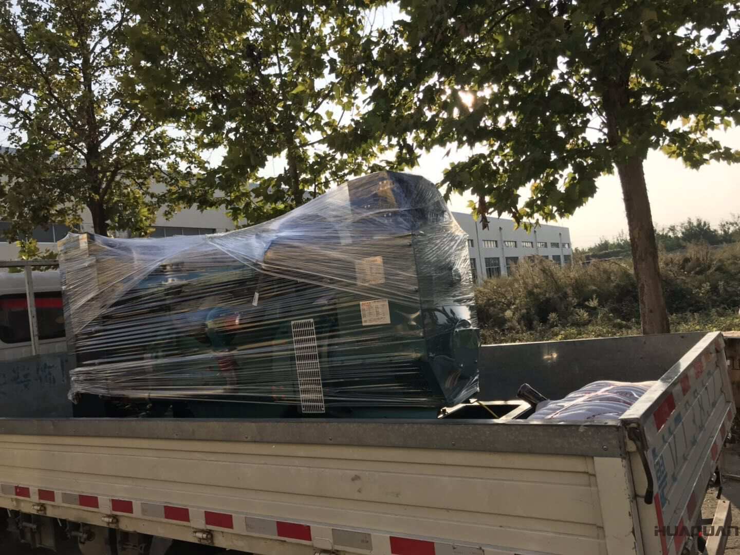 發貨了！10月12日兩臺80kw標配型柴油發電機組已發往四川